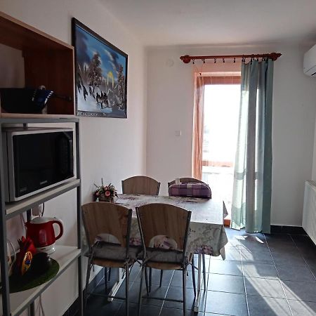 Borostyan Vendeghaz Apartment Balatonkeresztúr Екстериор снимка