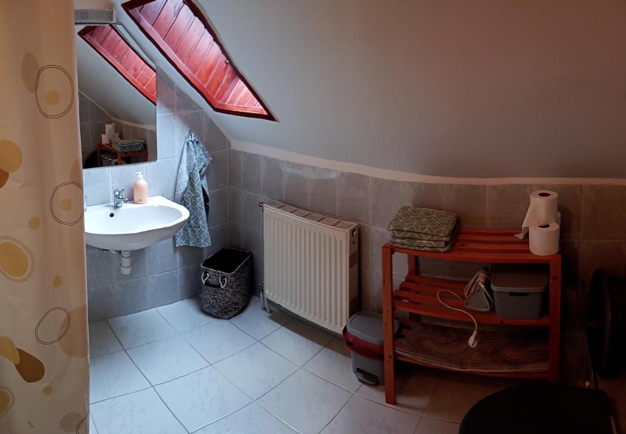 Borostyan Vendeghaz Apartment Balatonkeresztúr Екстериор снимка